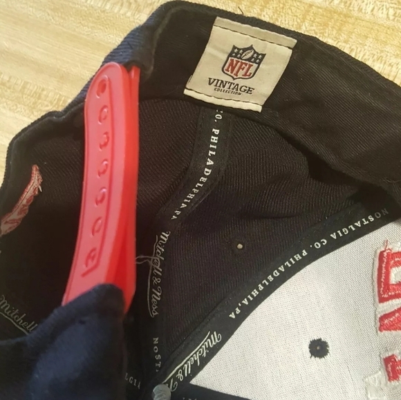 Atlanta Falcons Snapback Block Lettering Mitchell - Picture 3 of 3